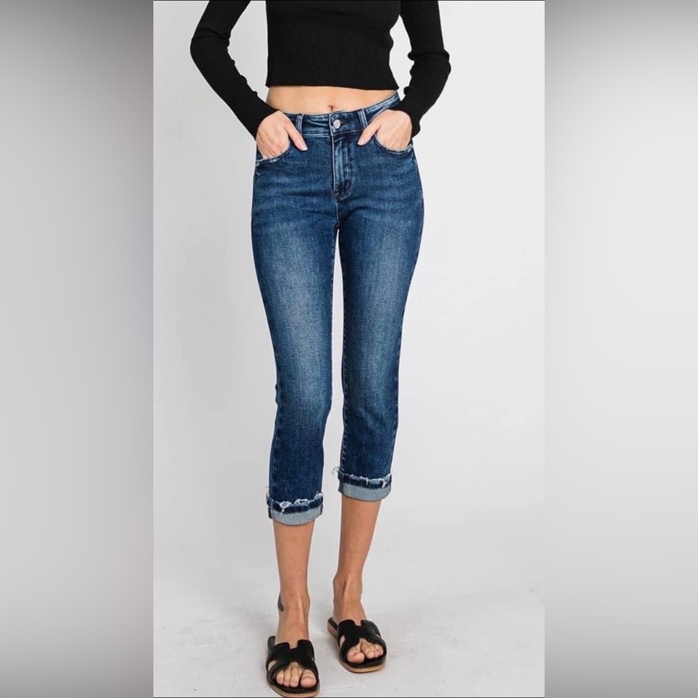 Best DEAL Petra 153 Capris
